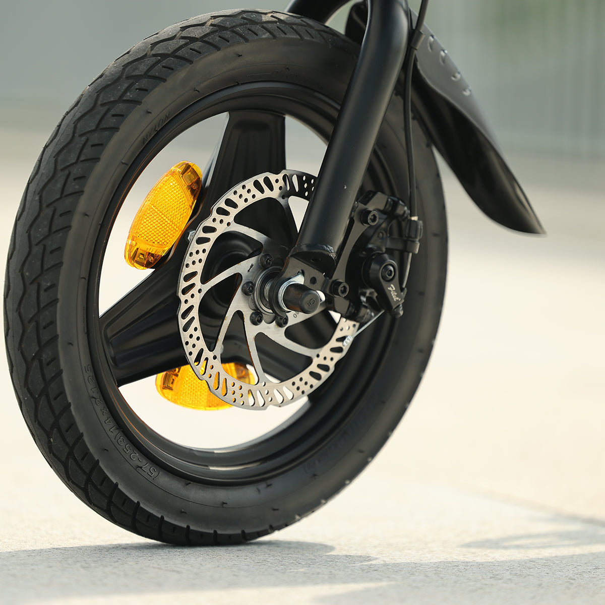 Dual 160mm Disc Brakes